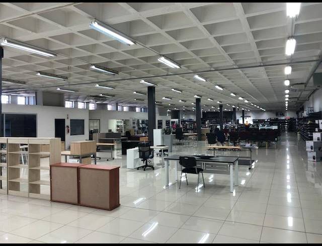 1,350M² WAREHOUSE TO LET IN PINETOWN CENTRAL